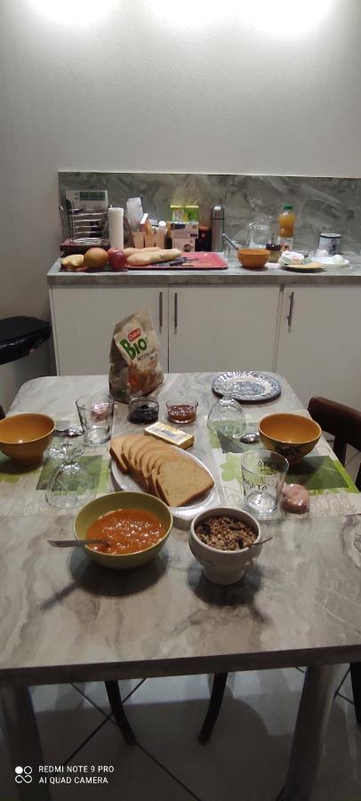 Les Plaisirs De La Ruralite Apartamento Vendresse Exterior foto
